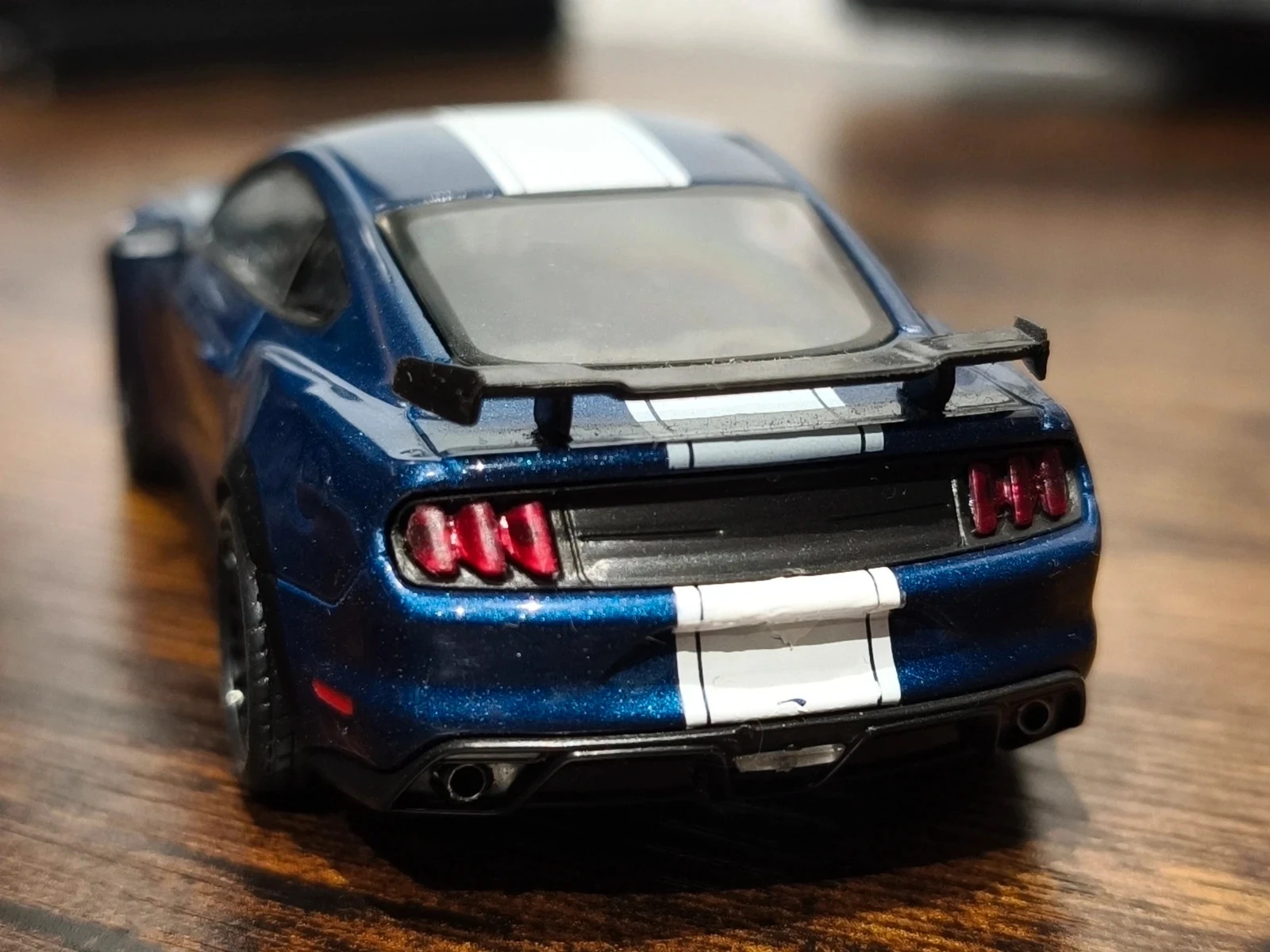 Ford Mustang – photo 2